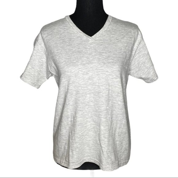 Nike Tops - Nike T-shirt Light Gray Women's Size Medium 8/10